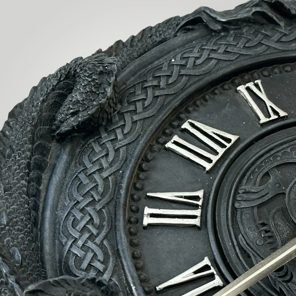 Penhurst Dragon Clock - Gothic Medieval By artist Liam Manchester TESTED & WORKS